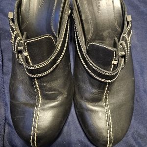 Cole hann black wedge clogs